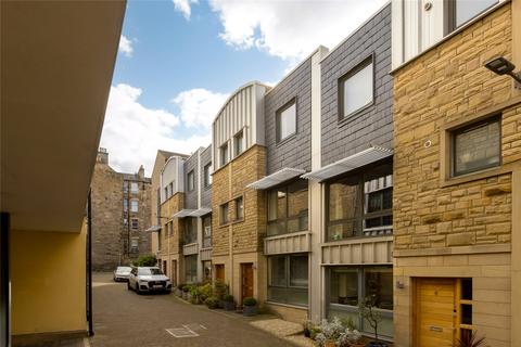 3 bedroom terraced house for sale, New Broughton, Broughton, Edinburgh