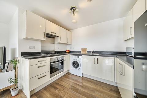 1 bedroom apartment for sale, Henslow Crescent, Dartford, Kent