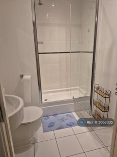 1 bedroom in a flat share to rent, Town Centre, Northampton, NN1