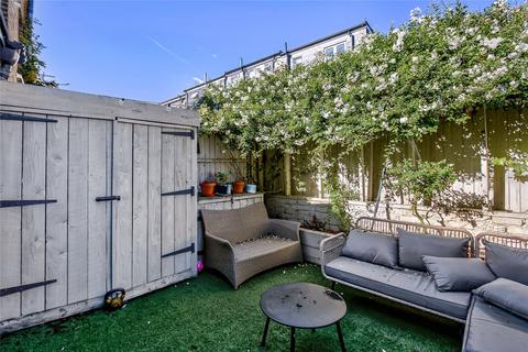 4 bedroom terraced house for sale, Besley Street, Furzedown, SW16