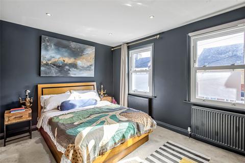 4 bedroom terraced house for sale, Besley Street, Furzedown, SW16