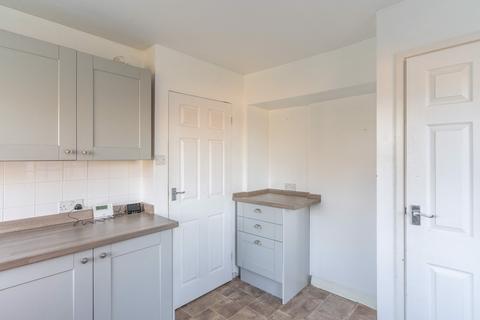 3 bedroom semi-detached house to rent, Teme Avenue, Telford, Shropshire, TF1 3HY