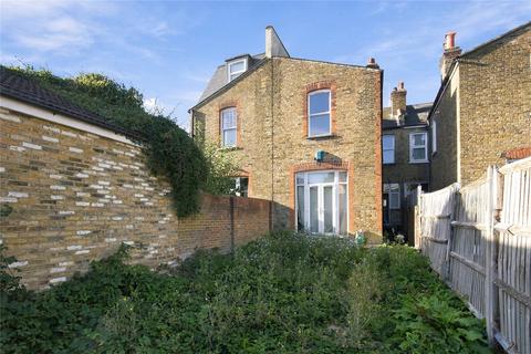 4 bedroom terraced house for sale, Birchwood Road, Furzedown, SW17