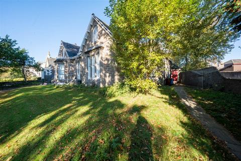 5 bedroom maisonette for sale, Albany Terrace, Dundee