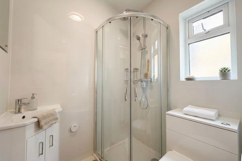 3 bedroom semi-detached house to rent, Elthorne Road, Uxbridge, UB8