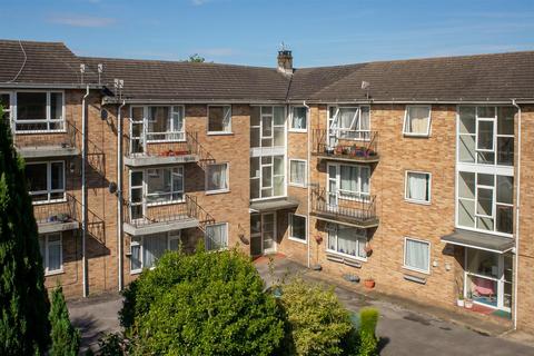 2 bed flat/apartment for rent in Cleveland Flats, Salisbury SP1