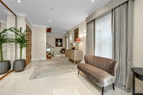 undefined, St. Georges Place, Esher, Surrey, KT10