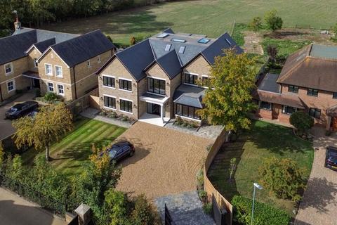 6 bedroom detached house for sale, Hawtrees, Radlett, WD7