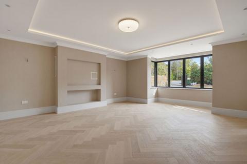 6 bedroom detached house for sale, Hawtrees, Radlett, WD7