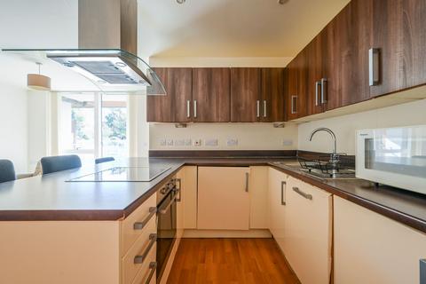 3 bedroom flat for sale, Ursula Gould Way, Tower Hamlets, London, E14