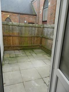 3 bedroom detached house to rent, Morley Road, Pokesdown, Bournemouth