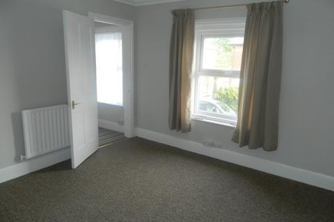 3 bedroom detached house to rent, Morley Road, Pokesdown, Bournemouth