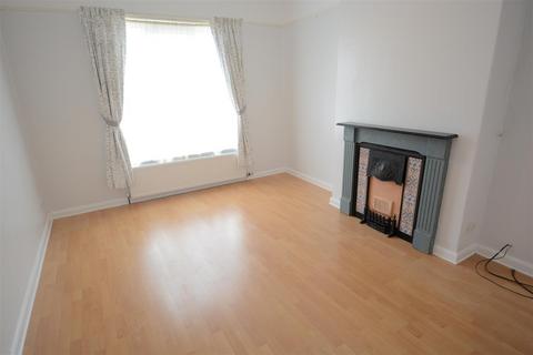 3 bedroom semi-detached house to rent, Gowthorpe, Selby
