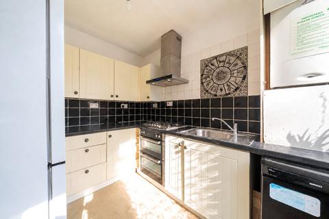 3 bedroom terraced house for sale, Ardoch Road, London