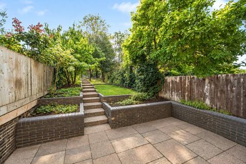 3 bedroom terraced house for sale, Ardoch Road, London