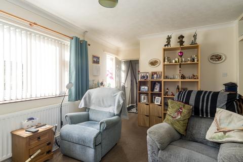 1 bedroom semi-detached bungalow for sale, Holly Close, Horncastle LN9