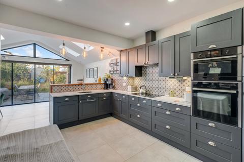 undefined, Bridgewood Road, Worcester Park, KT4