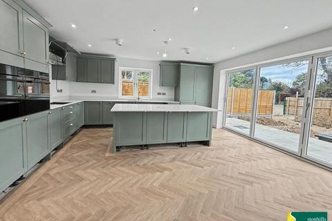 4 bedroom detached house for sale, Ash Lane, Northampton NN4