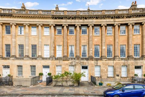 2 bedroom apartment for sale, Royal Crescent, Bath, Somerset, BA1