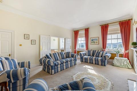 2 bedroom apartment for sale, Royal Crescent, Bath, Somerset, BA1