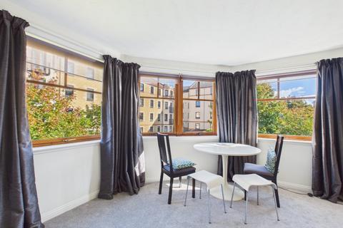 3 bedroom flat to rent, West Bryson Road, Polwarth, Edinburgh, EH11
