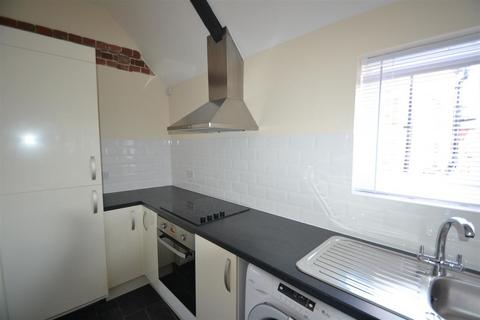 1 bedroom apartment to rent, Ringwood, Hampshire