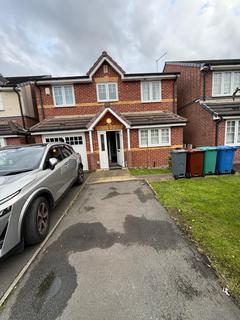 4 bedroom detached house to rent, Kilmaine Avenue, Manchester M9