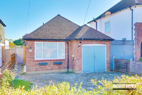 3 bedroom detached bungalow for sale, Lodge Crescent, Orpington