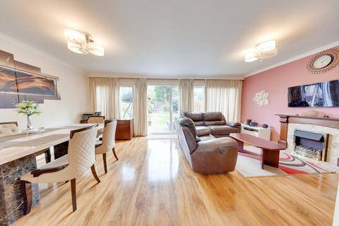 3 bedroom terraced house for sale, Osgood Gardens, Orpington