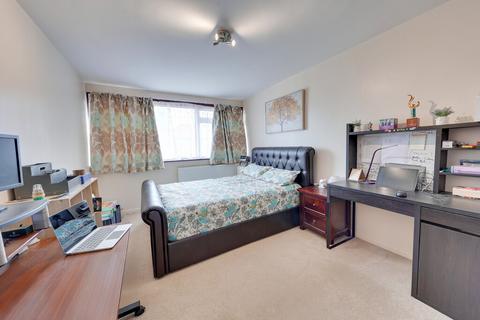 3 bedroom terraced house for sale, Osgood Gardens, Orpington