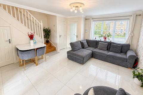 3 bedroom semi-detached house to rent, Clerwood Street, Carntyne