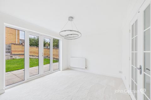 5 bedroom detached house for sale, Appledown Way, Littleover