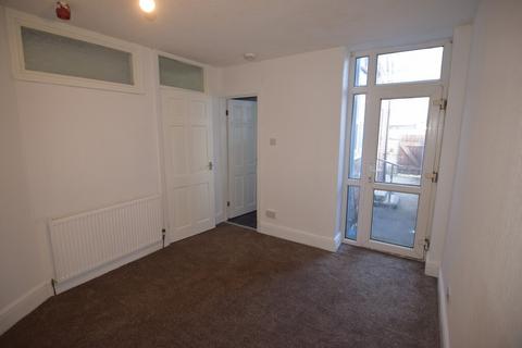 1 bedroom ground floor flat to rent, Exchange Street, Blackpool