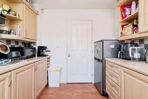 2 bedroom flat for sale, Walter Street, Nottingham, Nottinghamshire, NG7