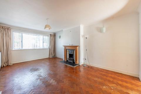 3 bedroom semi-detached house for sale, Southbourne Gardens, Ruislip, Middlesex, HA4