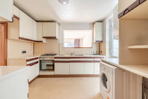 3 bedroom semi-detached house for sale, Southbourne Gardens, Ruislip, Middlesex, HA4