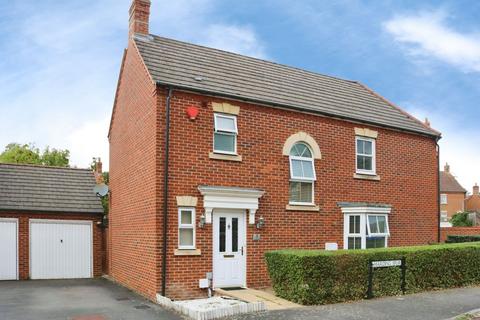 3 bedroom semi-detached house for sale, Langley Woods, Langley