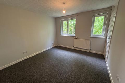 2 bedroom end of terrace house to rent, Meadowsweet Close, Swindon SN25