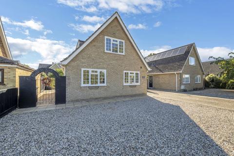 2 bedroom detached house for sale, Maltings Garth, Bury St. Edmunds