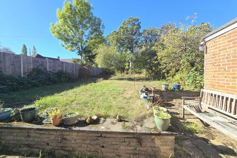 undefined, Anglesmede Crescent, Pinner