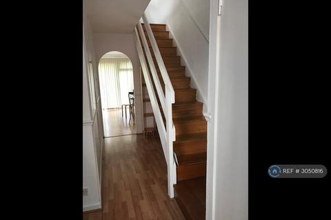 3 bedroom maisonette to rent, Vickery Court, London, EC1V
