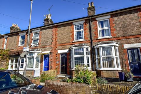 3 bedroom terraced house to rent, Gladstone Road, Chesham, Buckinghamshire, HP5