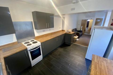 4 bedroom house to rent, Westbury Street, Brynmill, , Swansea