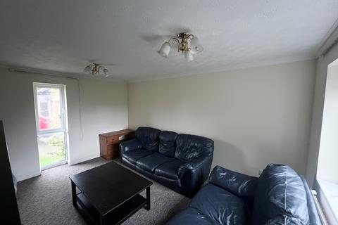 4 bedroom semi-detached house to rent, Lamord Gate, Bristol, BS34