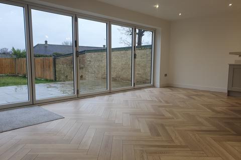 3 bedroom detached house to rent, Alexandra Road, Chandlers Ford, SO53
