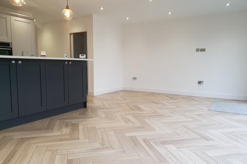 3 bedroom detached house to rent, Alexandra Road, Chandlers Ford, SO53