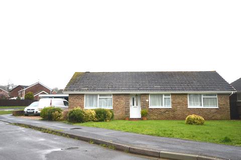 3 bedroom bungalow to rent, Meadow Avenue, FORDINGBRIDGE, SP6