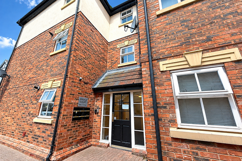 undefined, Albert Road, Tamworth, B79