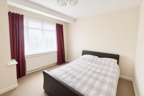 4 bedroom terraced house to rent, Dale Close, Barnet, EN5