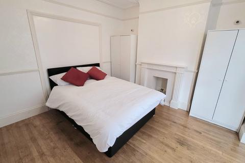 House share to rent, Vicarage Road, WATFORD, WD18